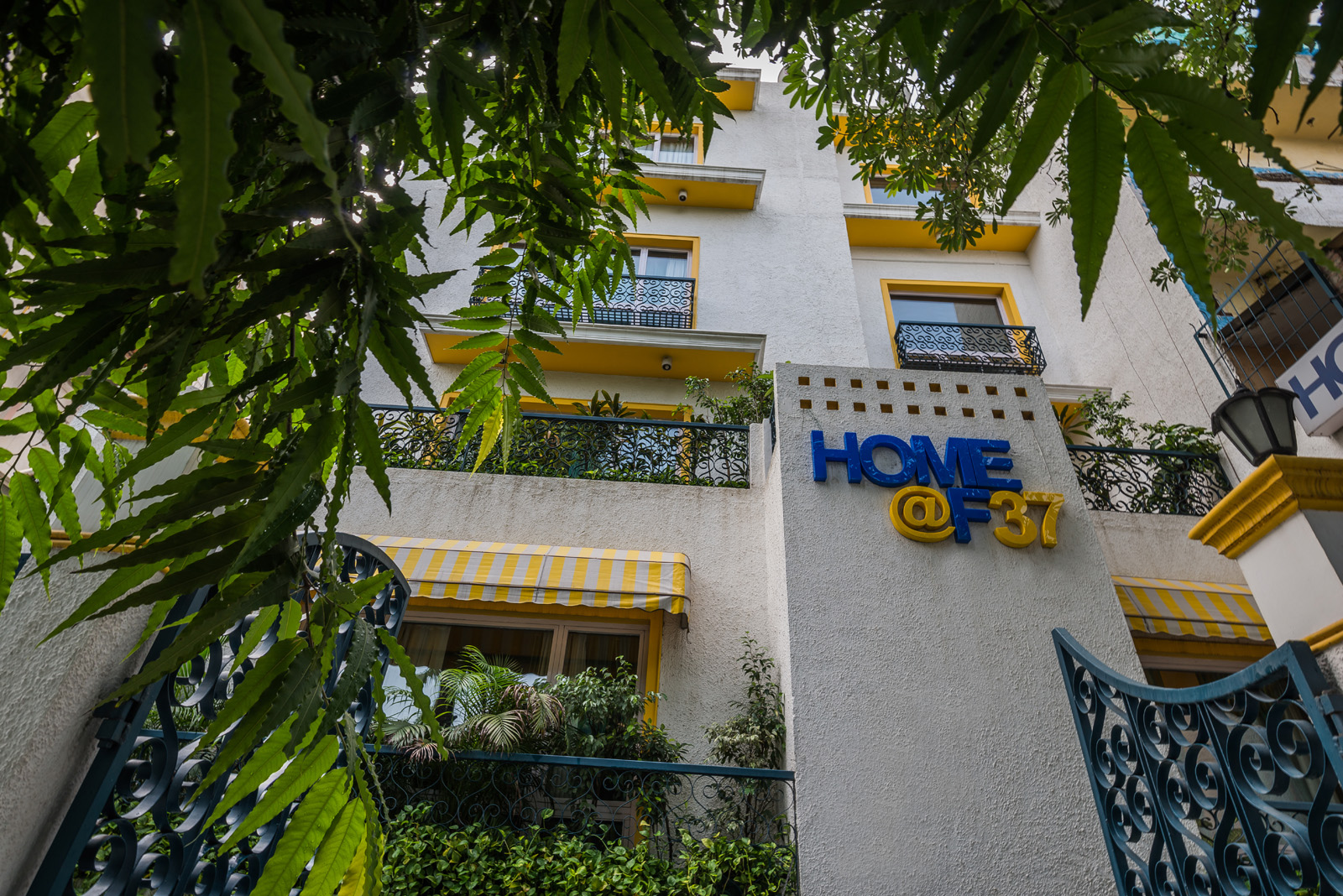 Hotels and Guest Houses in Delhi